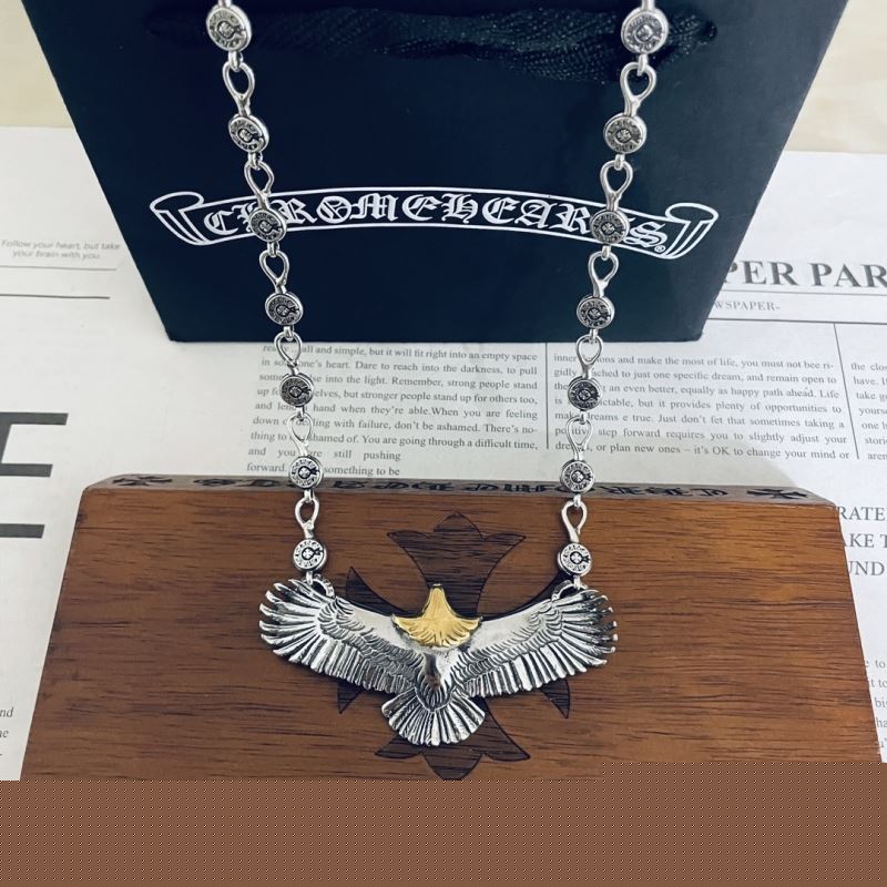 Ch**me He**ts necklaces